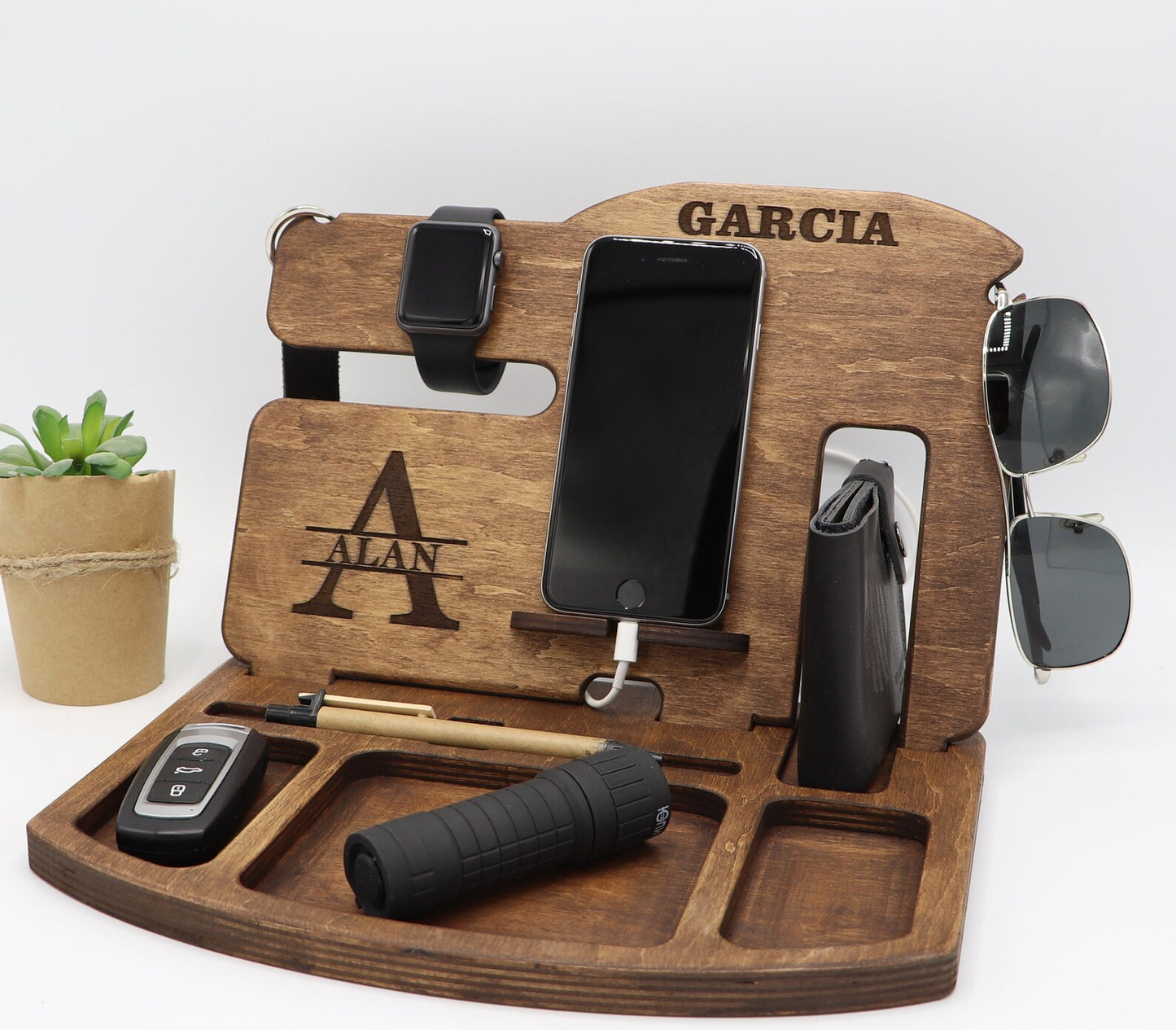 Personalized Mens Gift, Dad Birthday Gift, Mens Tech Gift Set, Custom desk organizer, Mens gift idea