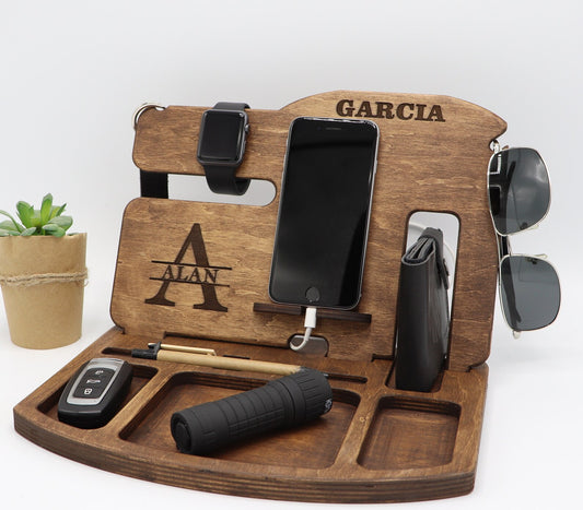 Personalized Mens Gift, Dad Birthday Gift, Mens Tech Gift Set, Custom desk organizer, Mens gift idea